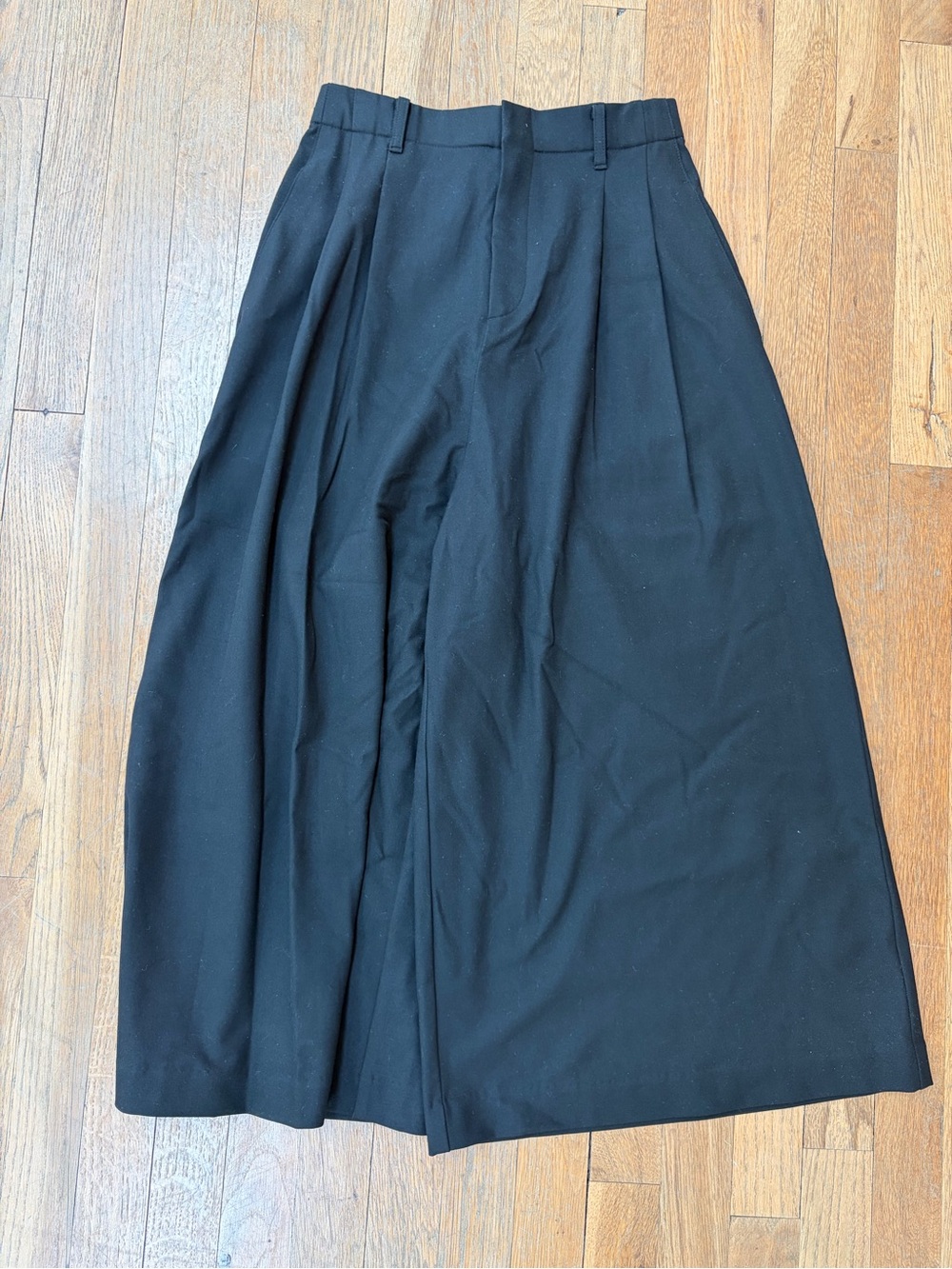 Uniqlo Black Wide Leg Culottes XS